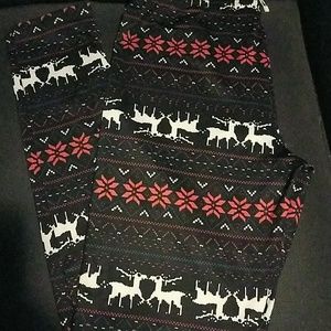 ⭐ NWOT Christmas Leggings